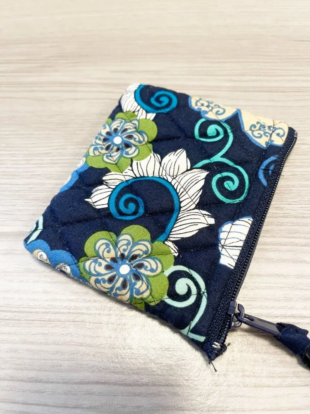 Vera Bradley Quilted Zip Coin Purse Wallet Card Holder Floral Blue Travel Pouch